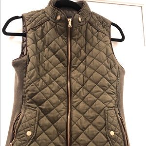 Love tree puffer vest